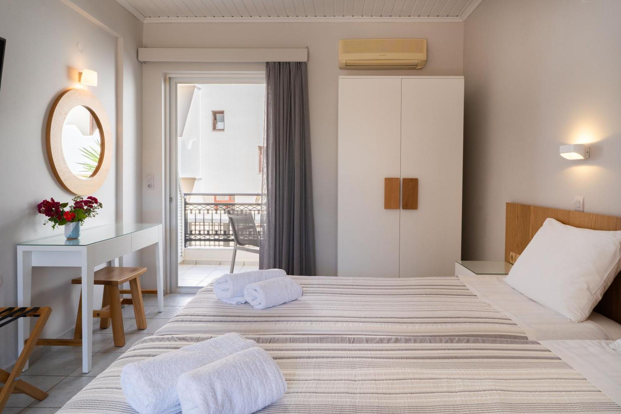 Medousa Studio & Apartments 플라키아스 외부 사진