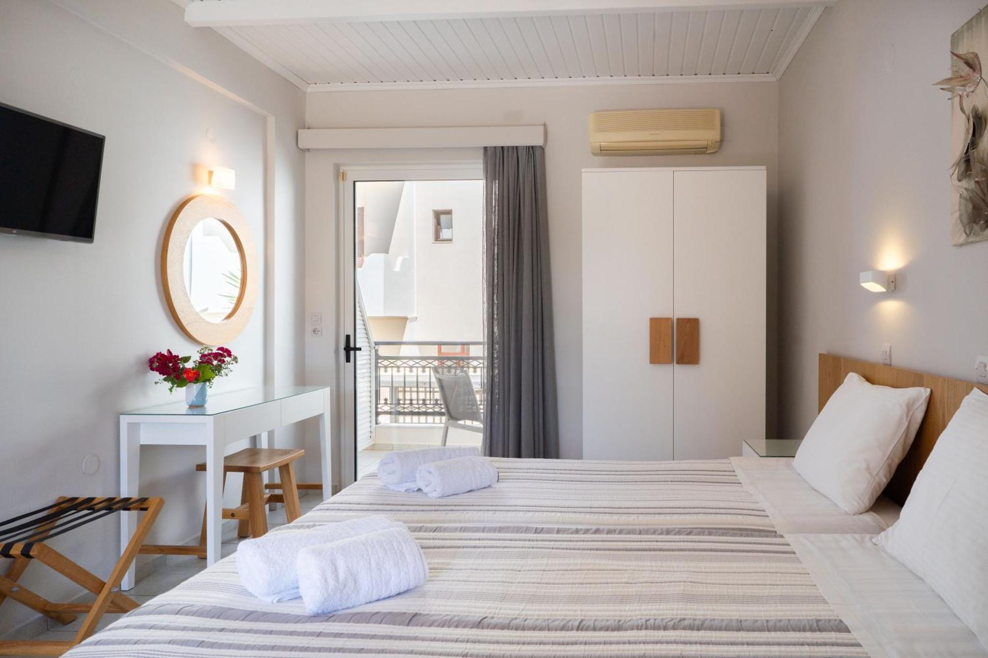 Medousa Studio & Apartments 플라키아스 외부 사진