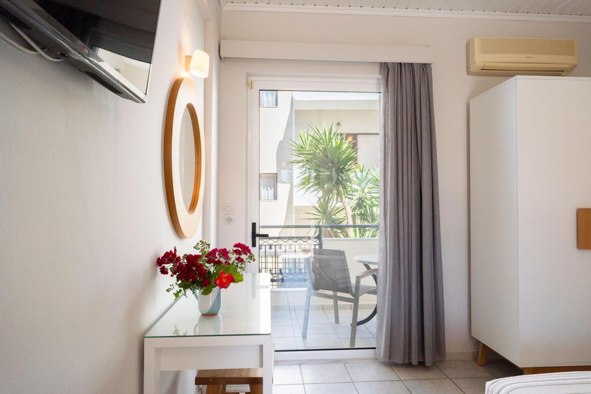 Medousa Studio & Apartments 플라키아스 외부 사진