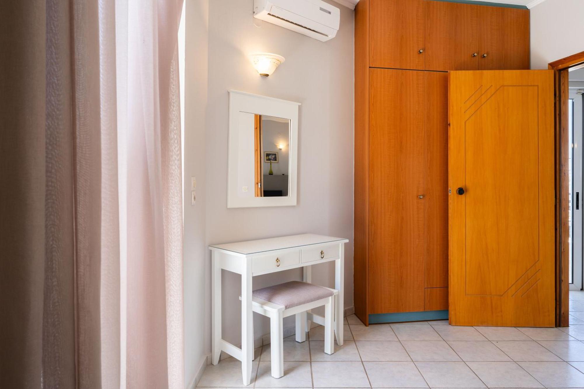 Medousa Studio & Apartments 플라키아스 외부 사진